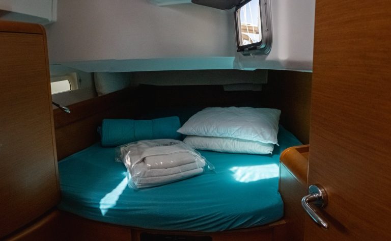 IZZI  Boat location in LEFKAS MARINA, D-marin — φωτογραφία 4