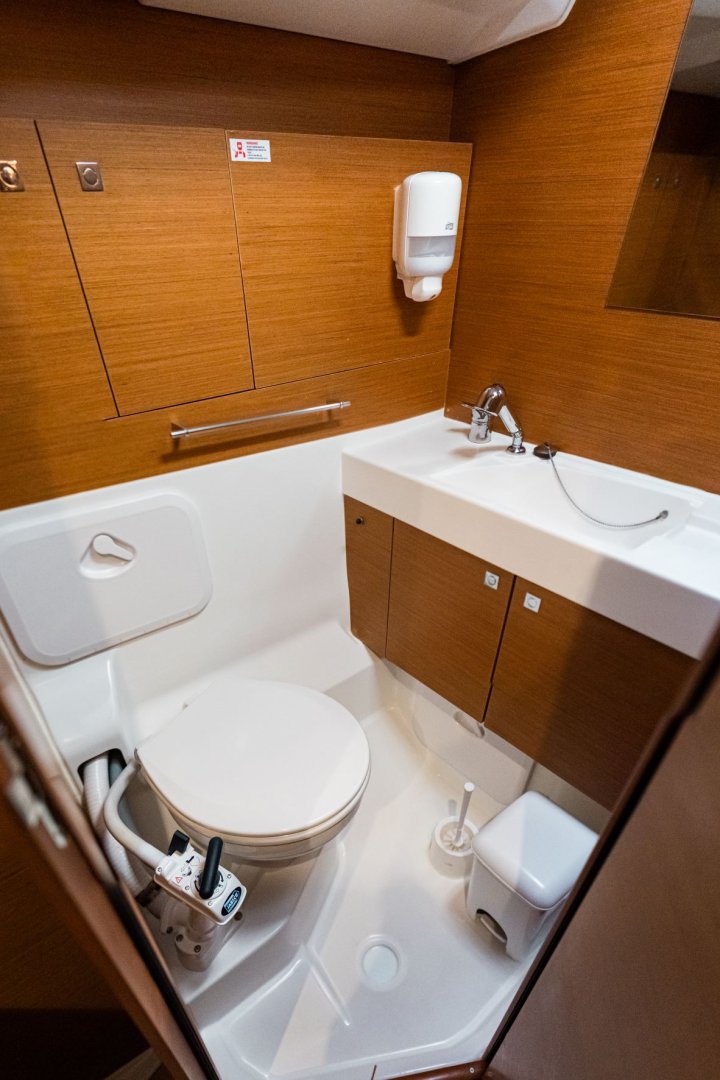 FILIPPOS I  Boat location in LEFKAS MARINA, D-marin  1 SUP FREE — photo 6