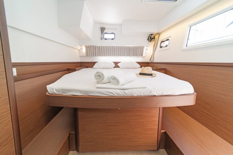 Aurora — photo 3